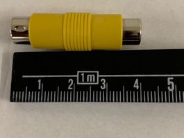 4-Pin Stecker auf Cinch Buchse