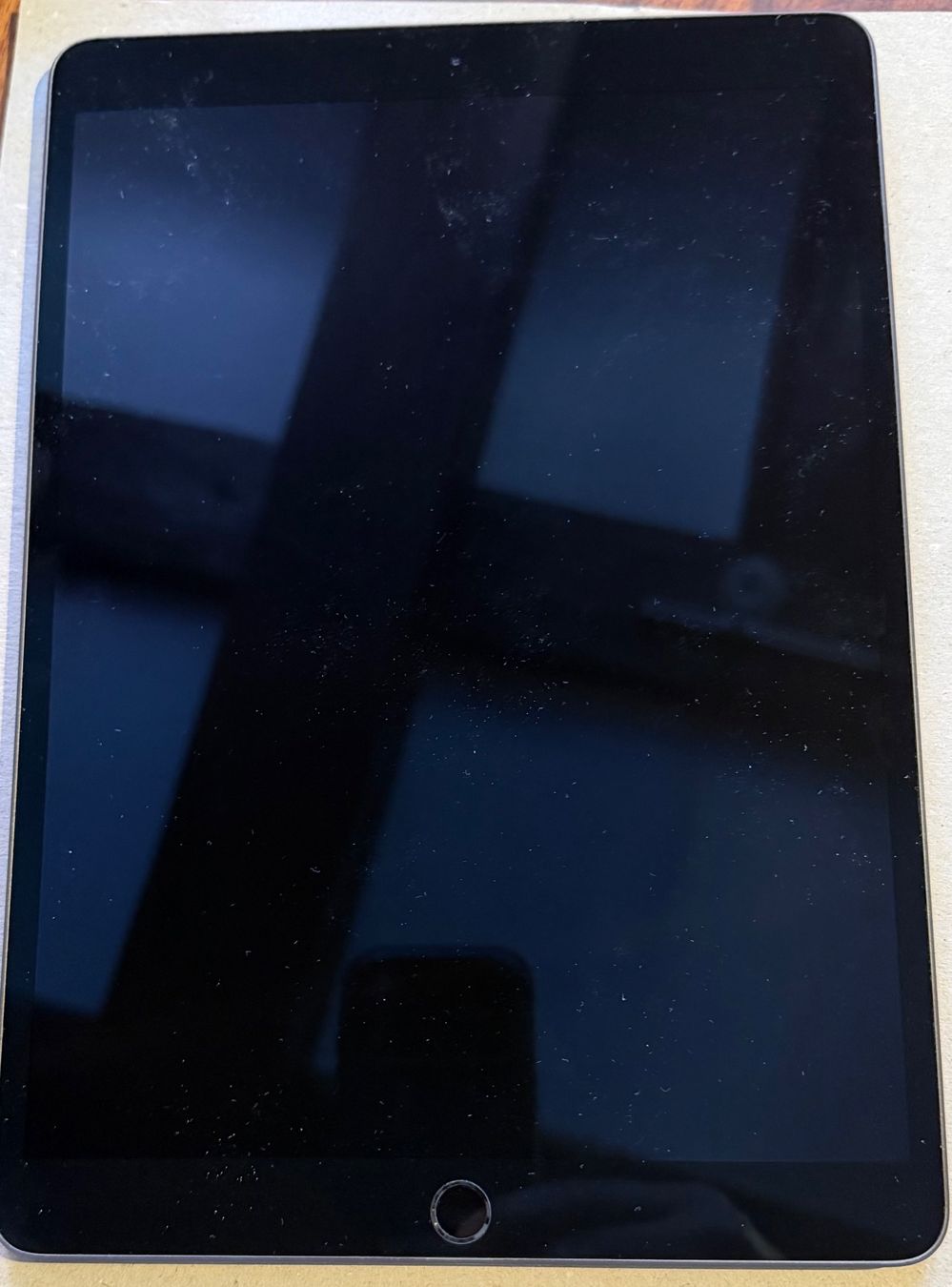 Apple Tablet PC: Ipad Air 3 Generation 64Gb - Wifi – Usato da fribourg venduto da Micco 2