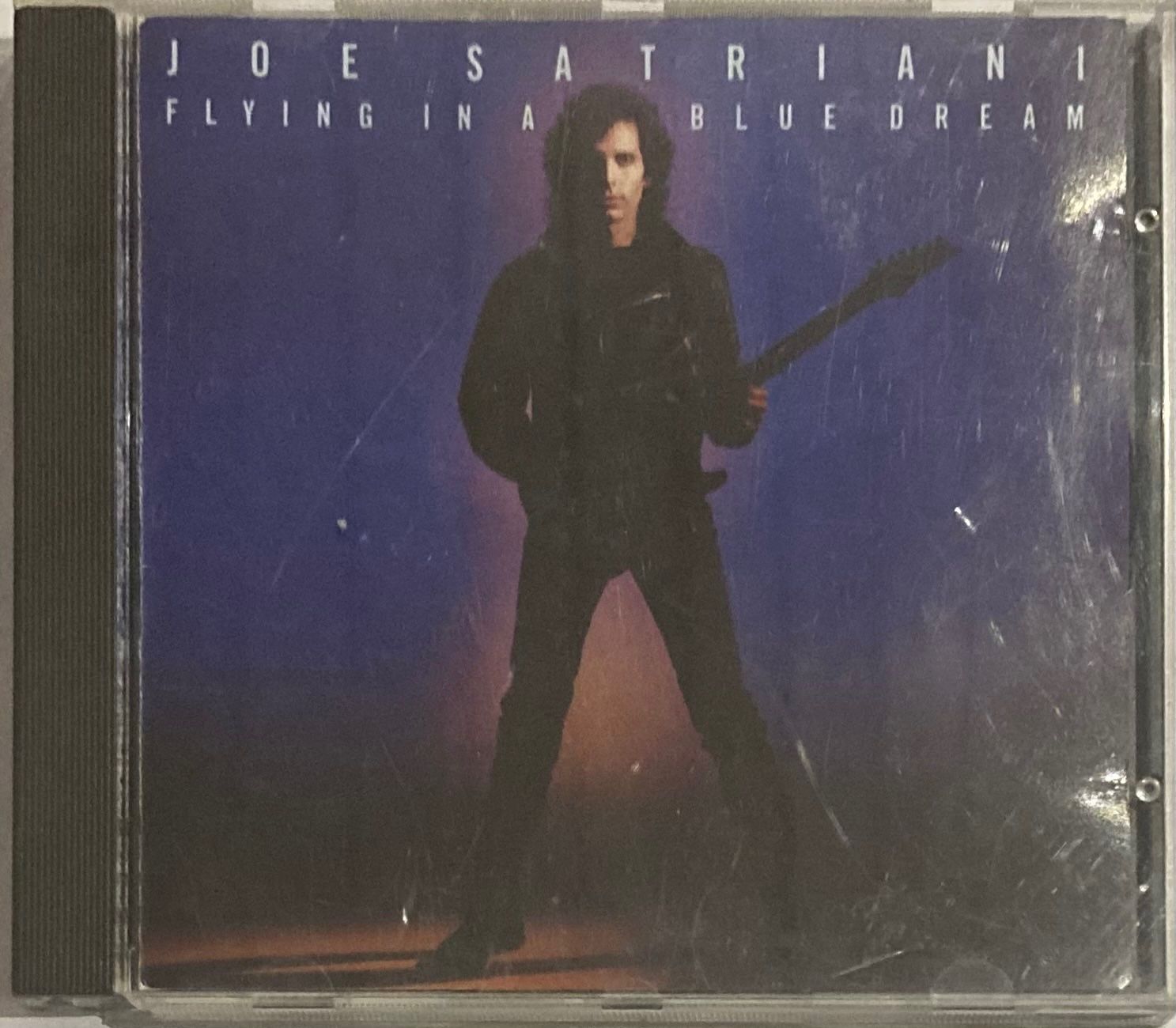 CD: JOE SATRIANI - FLYING IN A BLUE DREAM – Usato da Poliez-Pittet venduto da Newtown-Records