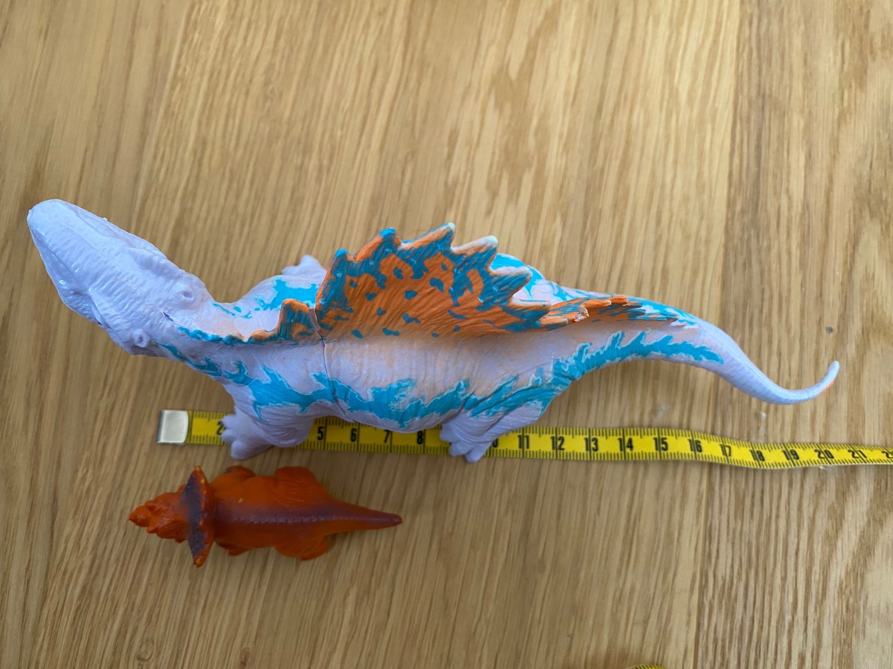 Giocattoli: Set Dinosaurier gross - 12 Stück – Usato da Trachslau venduto da M_Schmid81 3