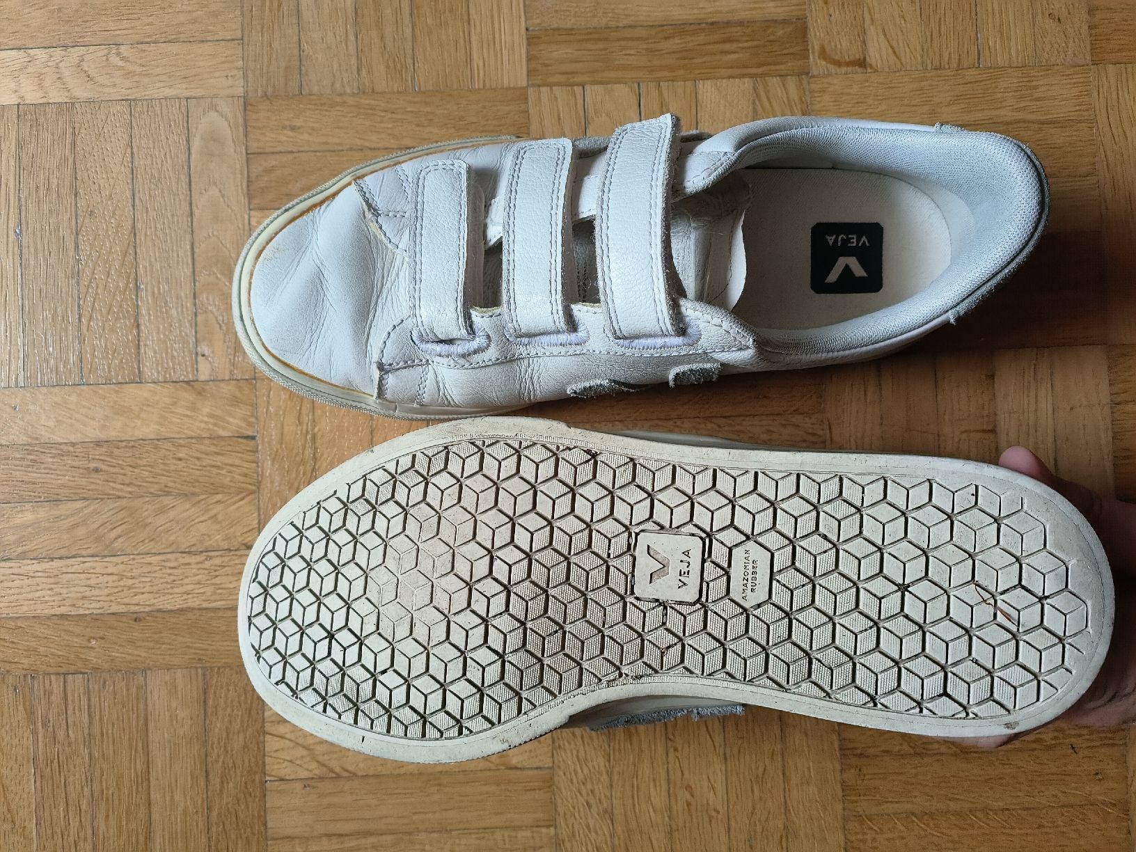 Veja Herrenschuhe: Veja Sneaker Gr. 41, Weiss mit Klettverschluss – Gebraucht aus Thalwil von jabi 2