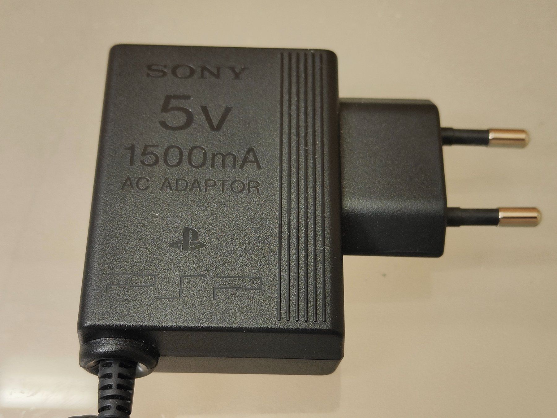Sony Consoles: PSP STREET en boîte – D'occasion à Châtelaine par Chompis 4