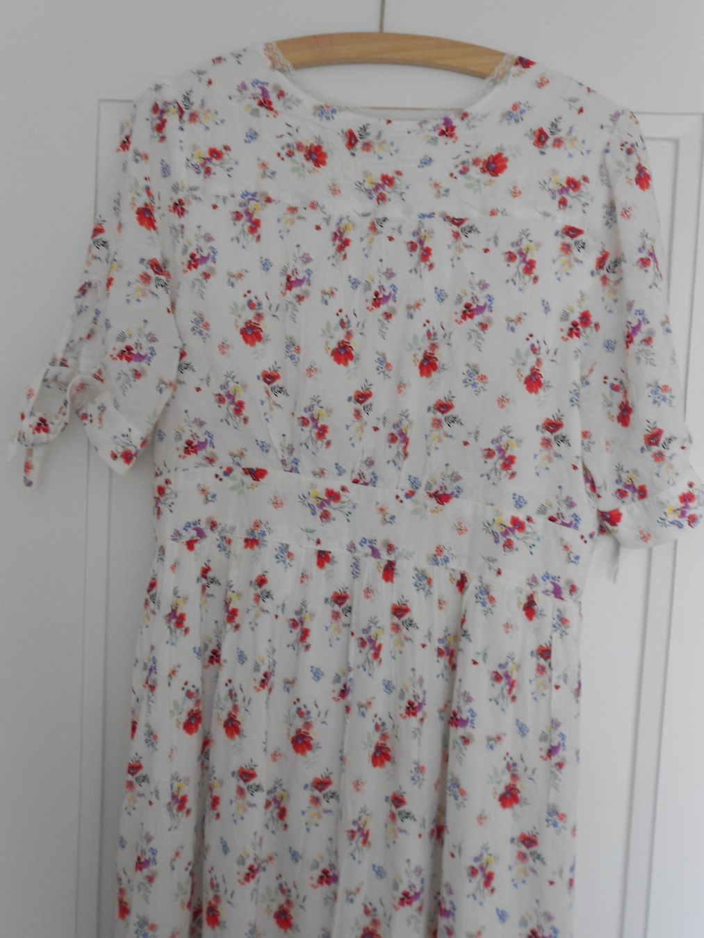 Vestiti: Langes Blumen Sommer Kleid mit Ärmel (Baumwolle, Gr. L) – Nuovo (secondo la descrizione) da Zollikofen venduto da Flavabana 5