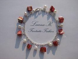 Hübsches Armband, versilbert, rot/weiss *OVP*
