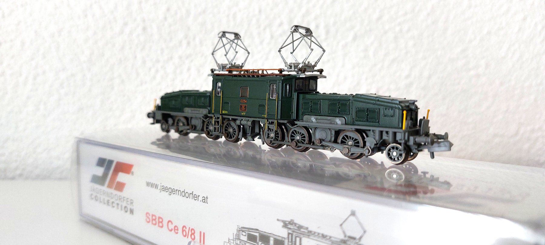 Jägerndorfer Modelleisenbahnen: JC Jägerndorfer Ce 6/8 II SBB DIGITALISIERT – Neu und originalverpackt aus Biberist von Ntrains 4