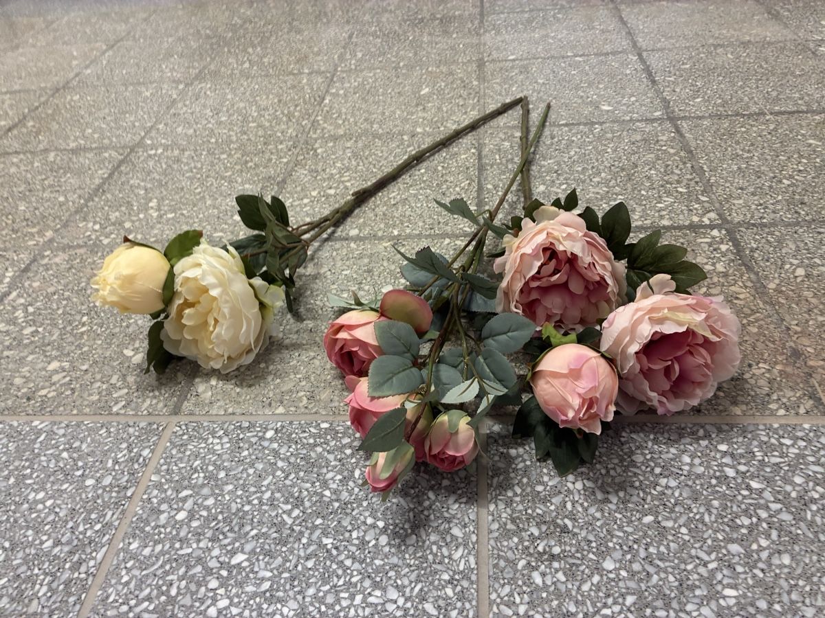 Tutte le decorazioni: Kunstblumen Ansammlung  – Nuovo e nell'imballaggio originale da Rheinfelden venduto da Maexi_sh 2