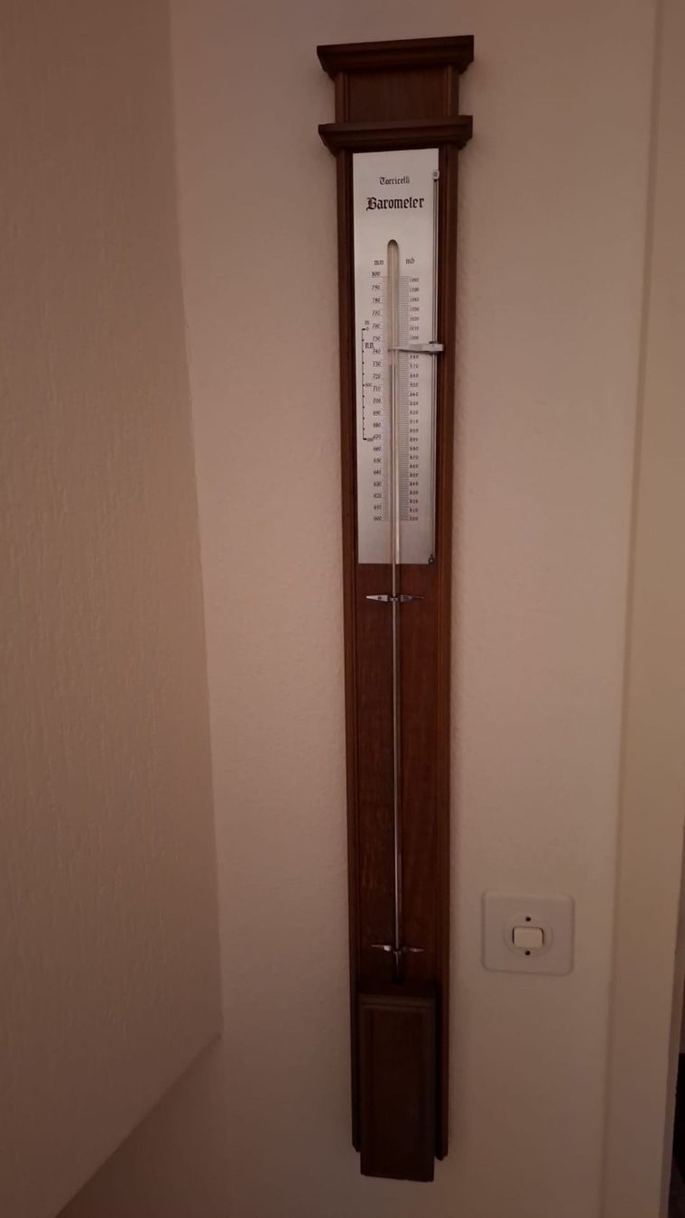 Sonstige antike Technik & Geräte: Stilvoller Barometer "Torricelli" – Gebraucht aus Wettingen von huitzilopostli