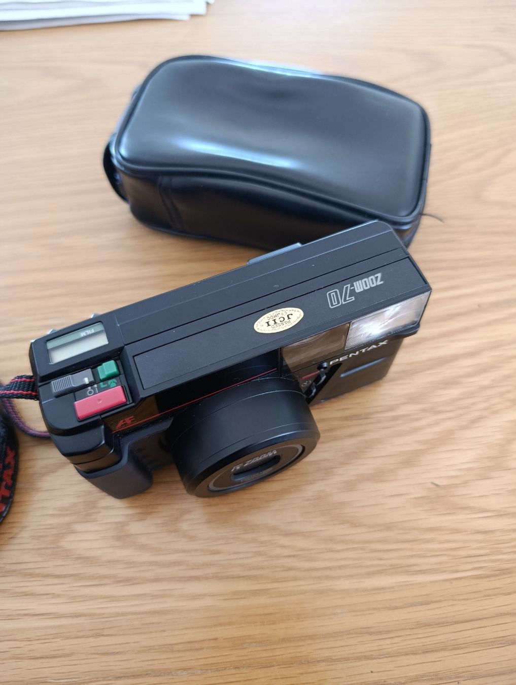 Pentax Fotocamera: Pentax Zoom 70 Kompaktkamera - mit Tasche – Usato da Wil SG venduto da Donaldus 2