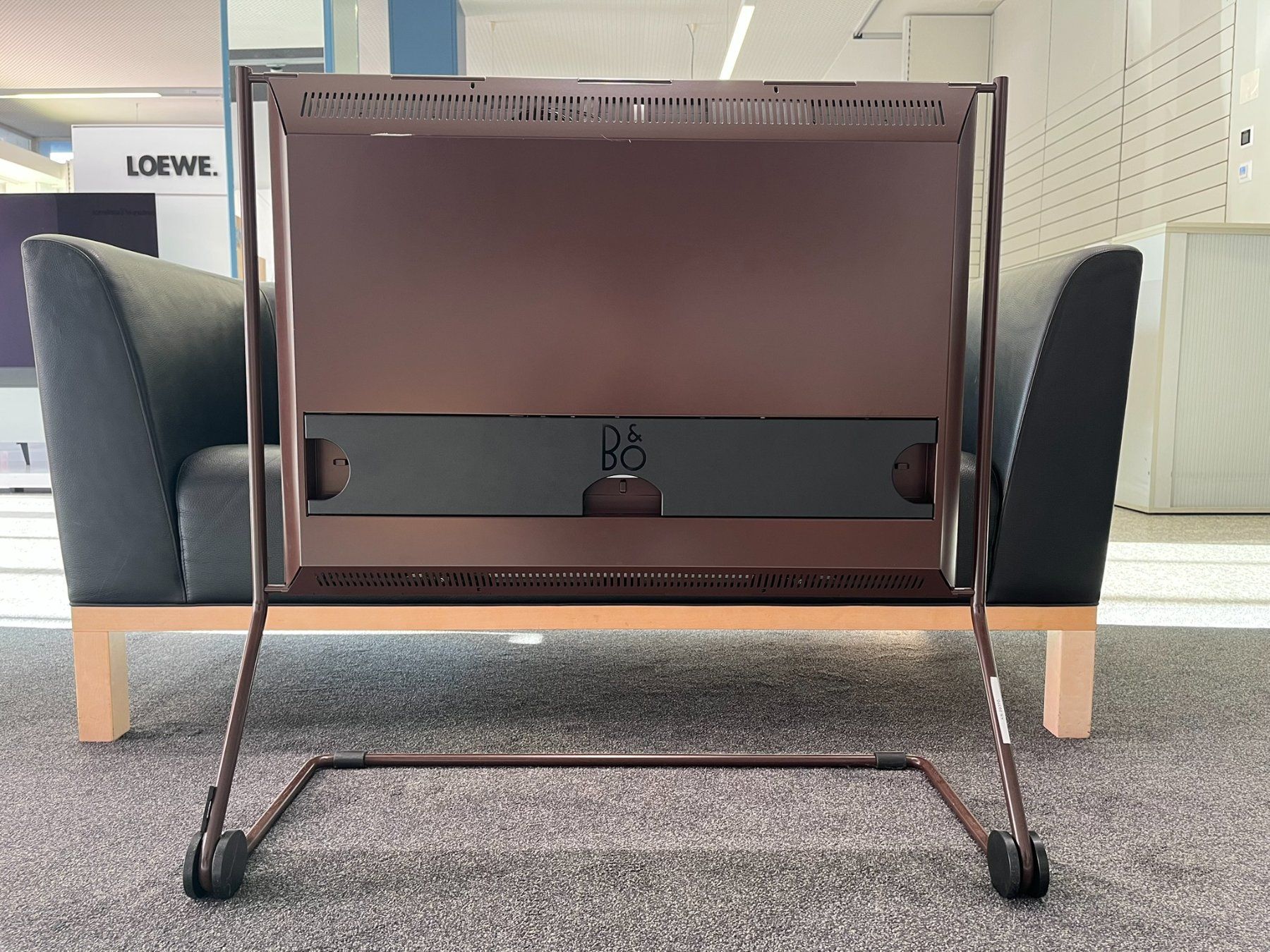 Bang & Olufsen Televisori: BeoPlay V1-32" – Usato da Hochdorf venduto da av-electronics 6