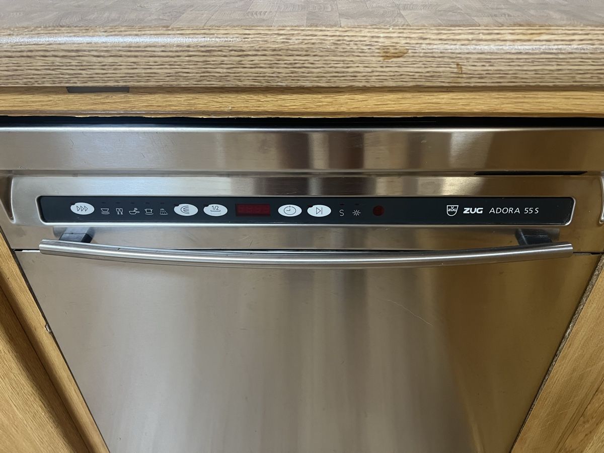Machines à laver la vaisselle: ZUG Adora 555 Geschirrspüler – D'occasion à Luzern par a_c_59bh 1