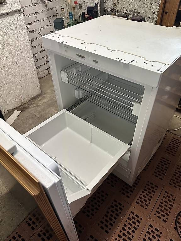 Frigoriferi: Kühlschrank – Usato da Rupperswil venduto da maxmuster11 2