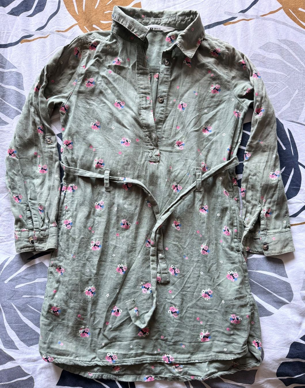 H&M Kleiderpakete & -sets: Mädchen Kleiderpaket 116 – Gebraucht aus Luzern von Mrs.SarahC 3