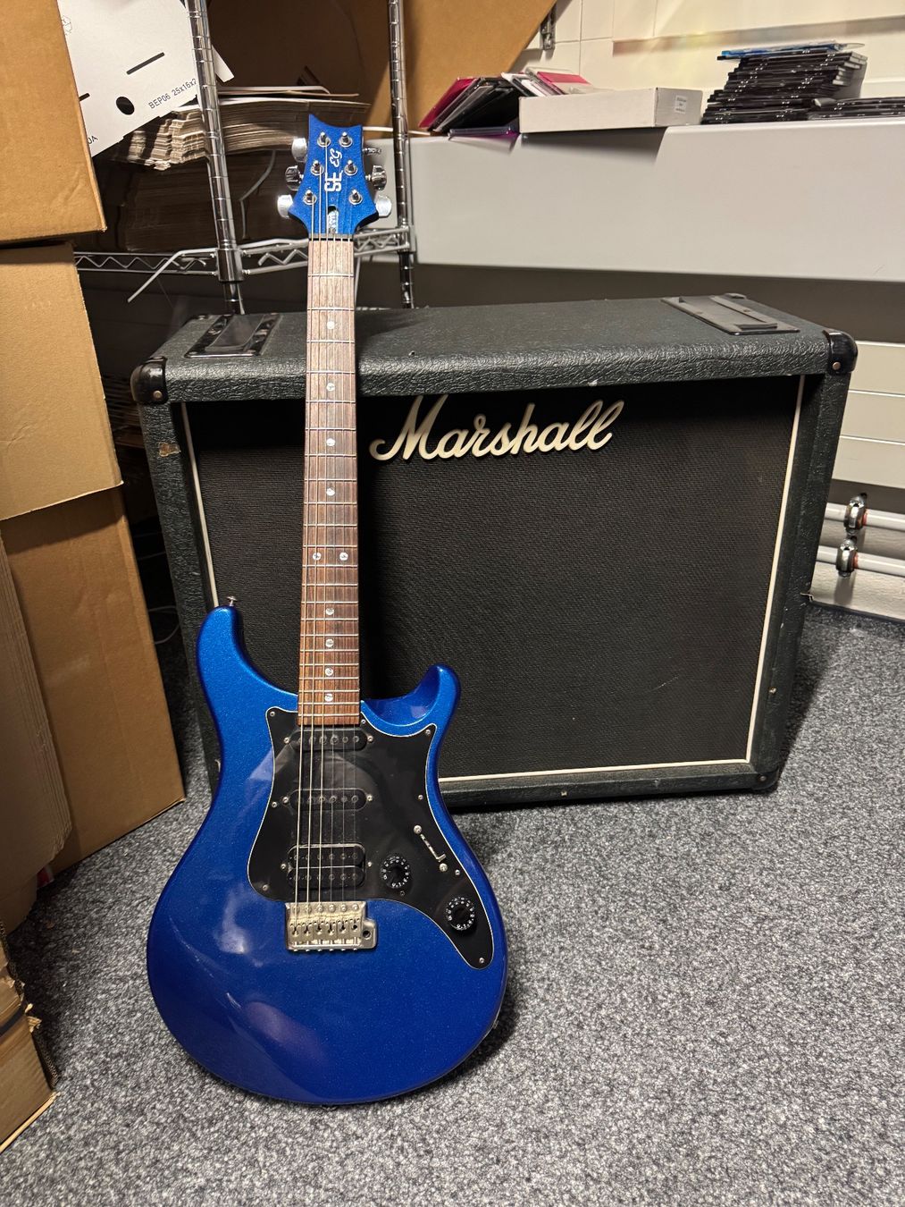 Marshall Amplificateurs: Marshall 2 x 12 1936 Box, alte grosse Version! – D'occasion à Hünenberg See par Soundvalley