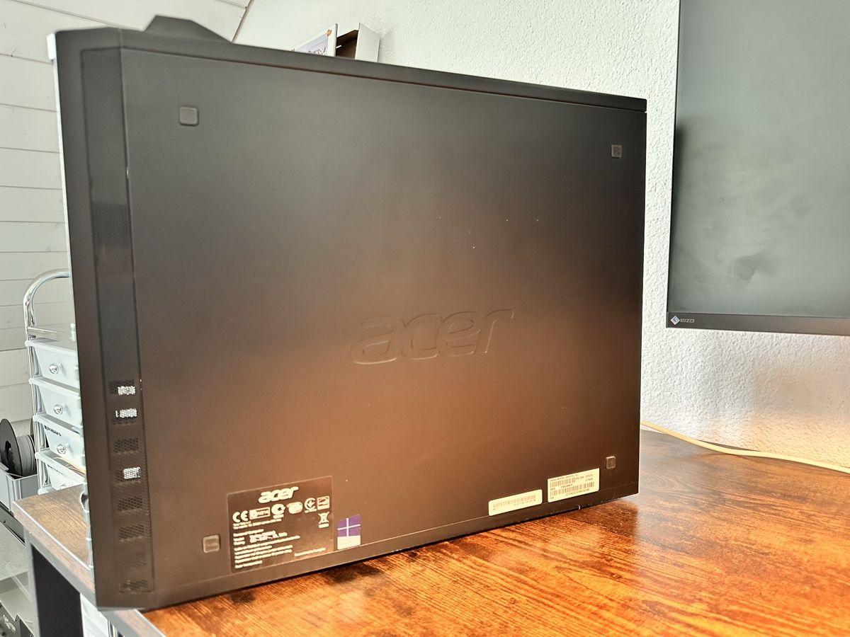 Custodie: Acer Veriton M4620G – Usato da Nesselnbach venduto da Vig0_al 2