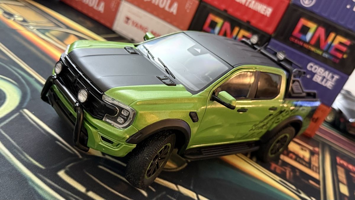 Ford Voitures modèles: Ford Ranger  gruen  1:18 – Neuf (Voir description) à Basel par Zomeg 5
