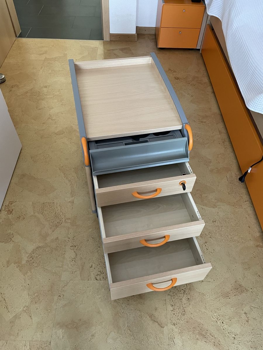 Moll Schreibtische: Schreibtisch Winner von Moll – Gebraucht aus Gipf-Oberfrick von Ilseim 4