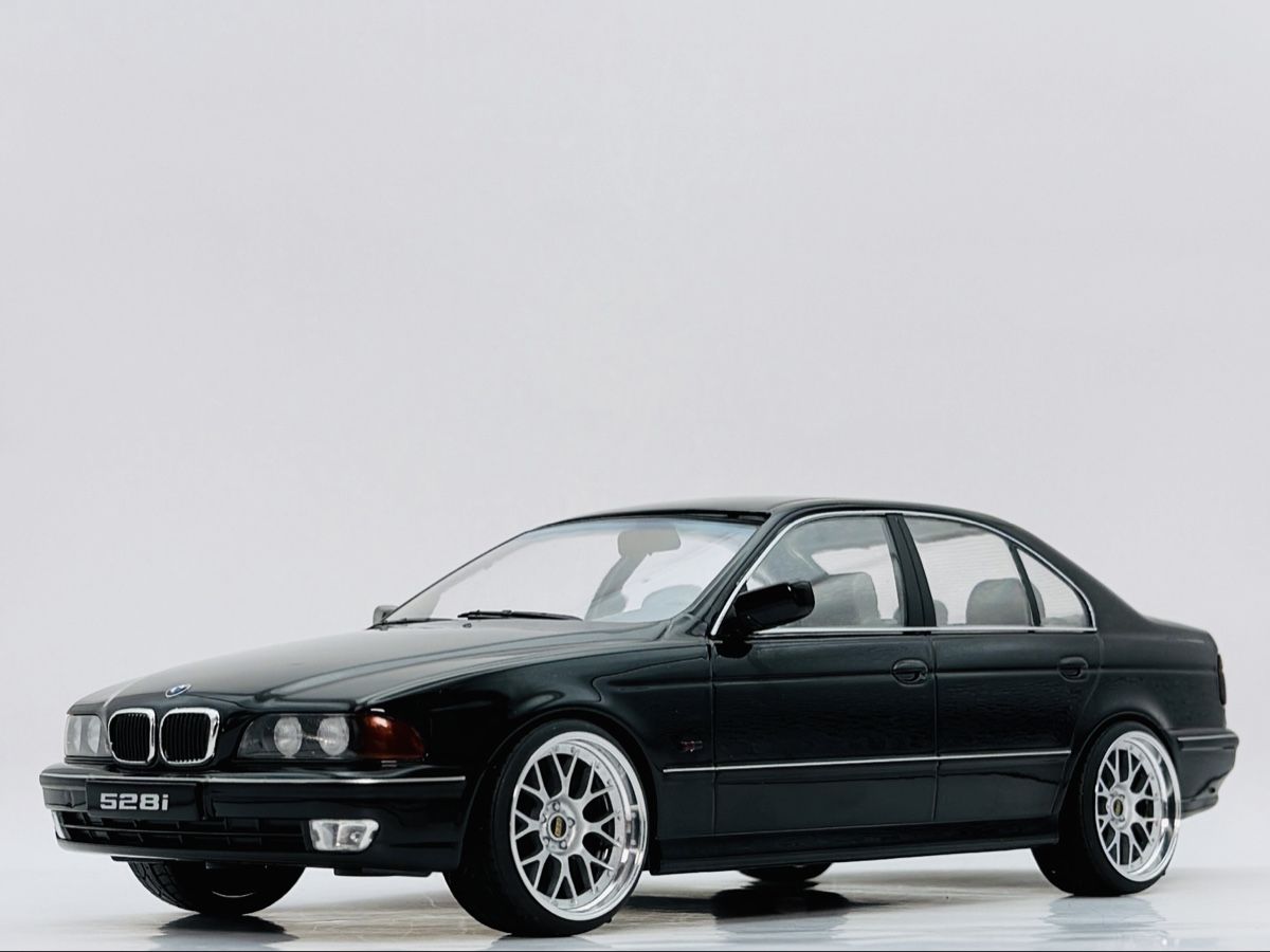 BMW Modellini d'auto: 1:18 BMW 528i Limousine E39 KK-Scale BBS Tuning – Nuovo (secondo la descrizione) da Baar venduto da Cai 3