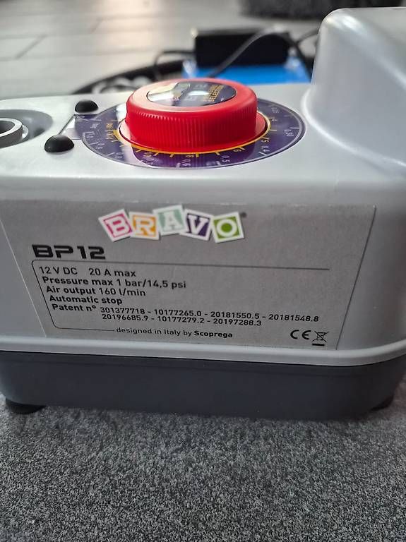 Pompe & Parti di ricambio: Elektrische Luftpumpe BP-12 Bravo – Usato da Dietikon venduto da Agiraffe 2
