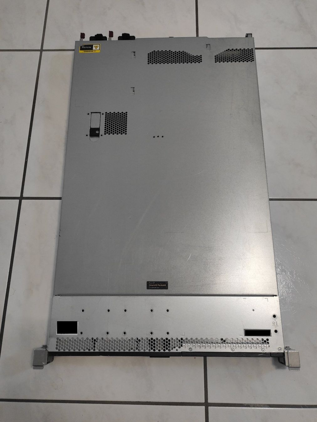 Hewlett Packard Server: HP ProLiant DL360 Gen9 SSF 2x Intel Xeon E5-2620 v4 RAID iLo – Usato da Waltenschwil venduto da paw_q7tf 2
