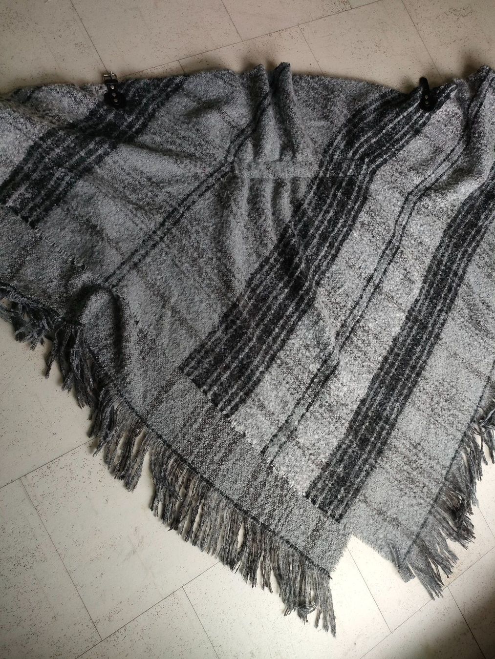Altro in Moda donna: Poncho – Usato da Brugg AG venduto da Mashaba 5