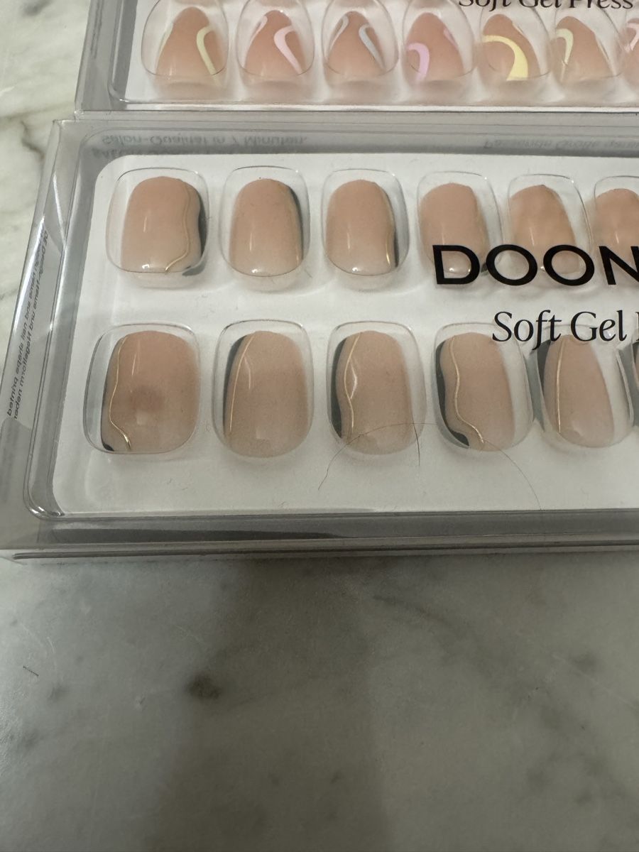Unghie finte: Doonails Ungeöffnet short Square / short almond – Nuovo e nell'imballaggio originale da Luzern venduto da wet_7bm6 1