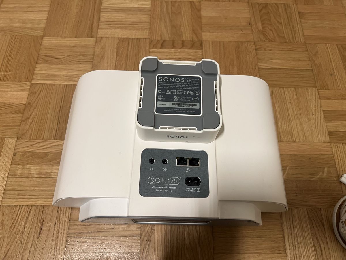 Sonos Lautsprecher: Sonos Play 5 mit Bridge(ohne Kabel) – Gebraucht aus Adlikon b.Regensdorf von dut_78fs 2