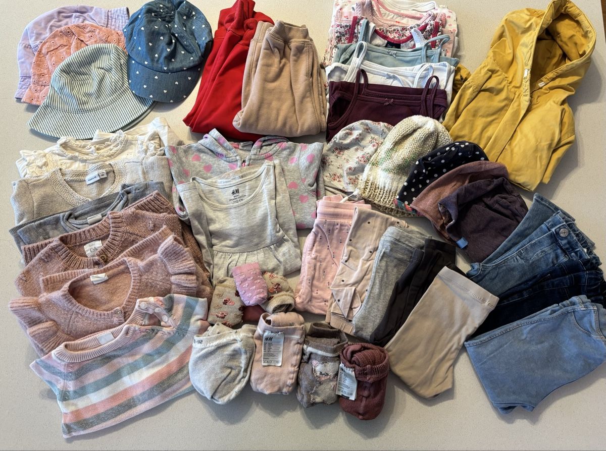 Lotti & Set di vestiti: Kinderkleider Gr. 86 Mädchen – Usato da Emmen venduto da 601486