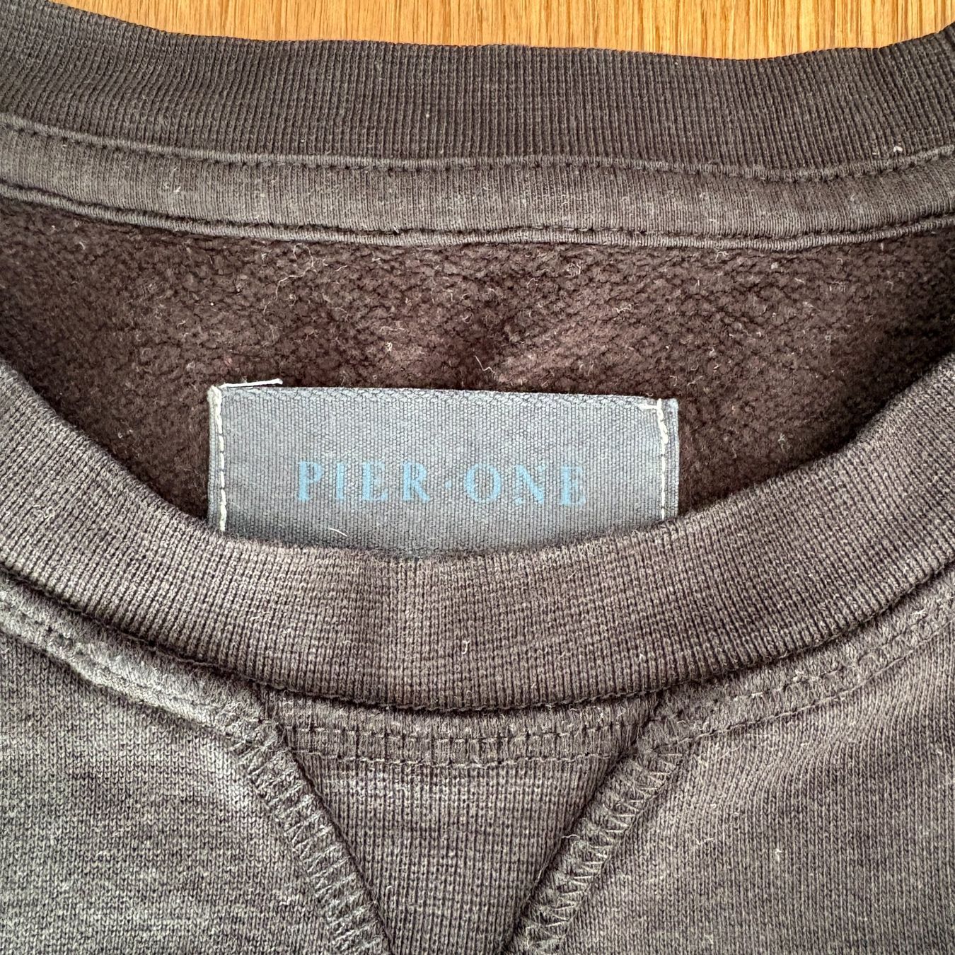 Pulls & Sweat-shirts: Pier One schwarzer Pullover, Größe M – D'occasion à Allschwil par den_t9cl 1