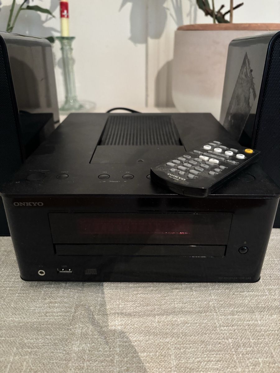 Onkyo Lecteur multimedia & Streamer: Onkyo Kompaktanlage CR 245 – D'occasion à Zürich par hiddentreasures_zh