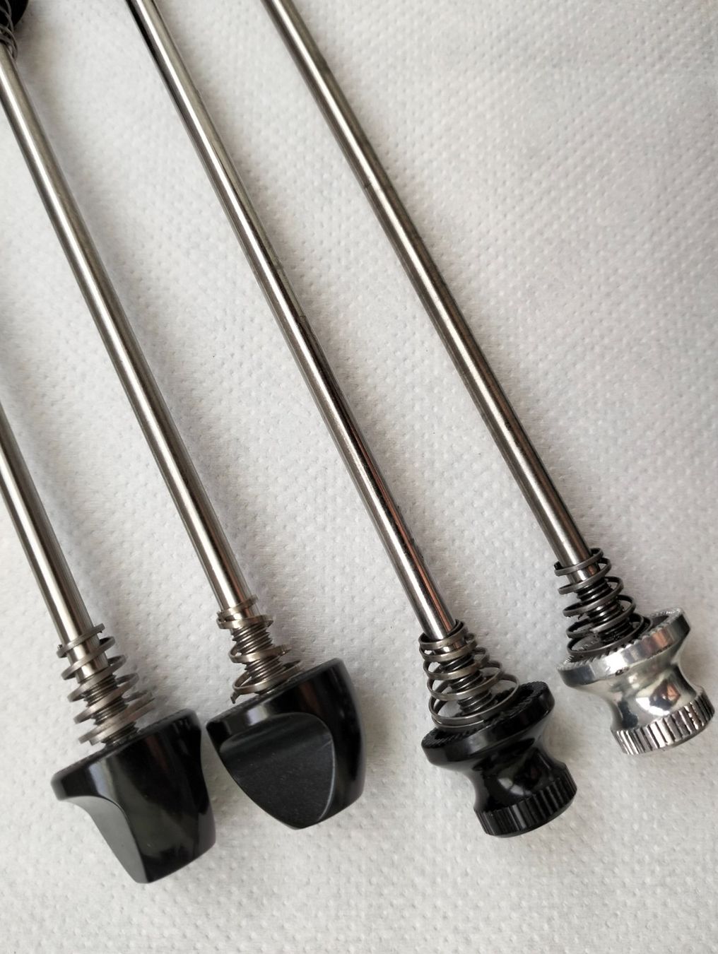 Zipp Pièces détachées: 4Stk. Zipp Schnellspanner – D'occasion à Uster par KarlZH 3