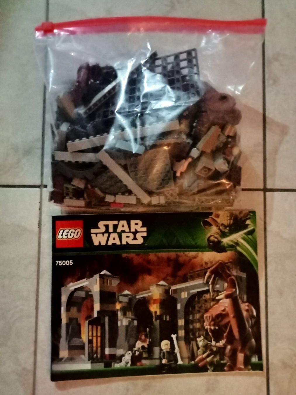 Lego Kit di costruzioni: LEGO Star Wars 75005 Rancor Pit – Usato da Oberurnen venduto da simgug 1