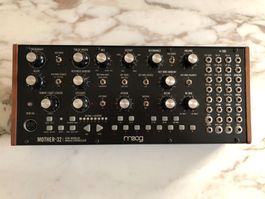 MOOG Mother-32 Semi-Modular-Synthesizer inkl. Zubehör + OVP