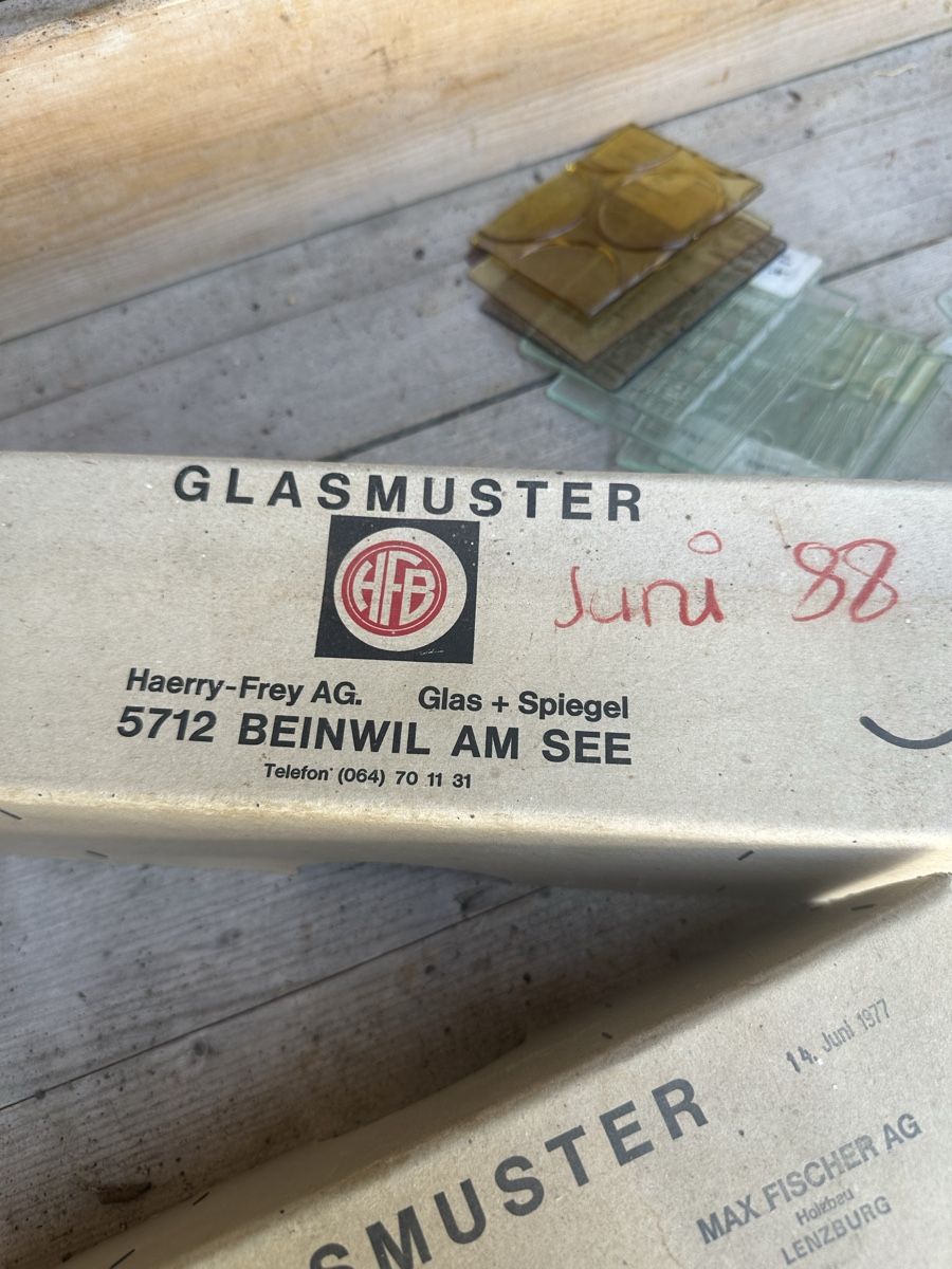 Gläser: Alte Glasmuster Stücke  – Gebraucht aus Villmergen von Bezdupe 2