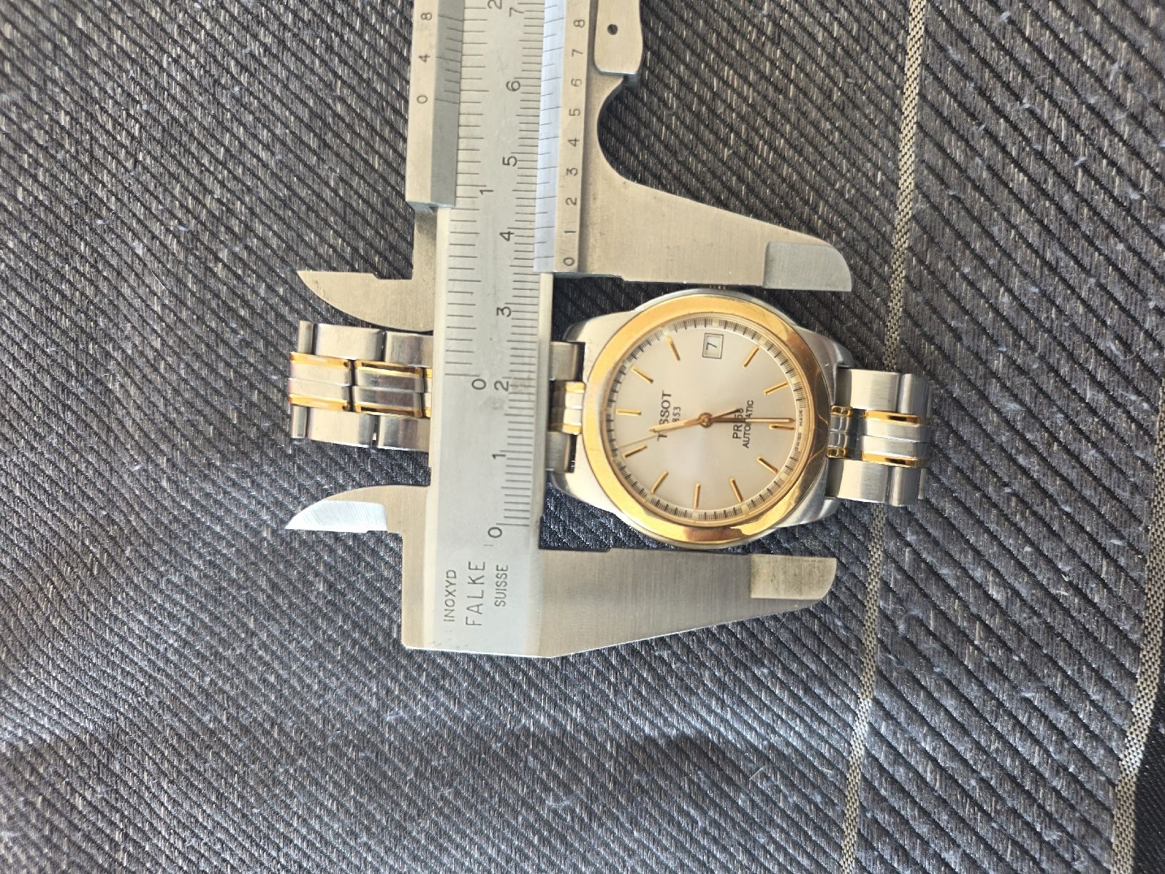 Tissot Montres: Tissot PR 50 Automatic Uhr  – D'occasion à Spreitenbach par Je_3011 2