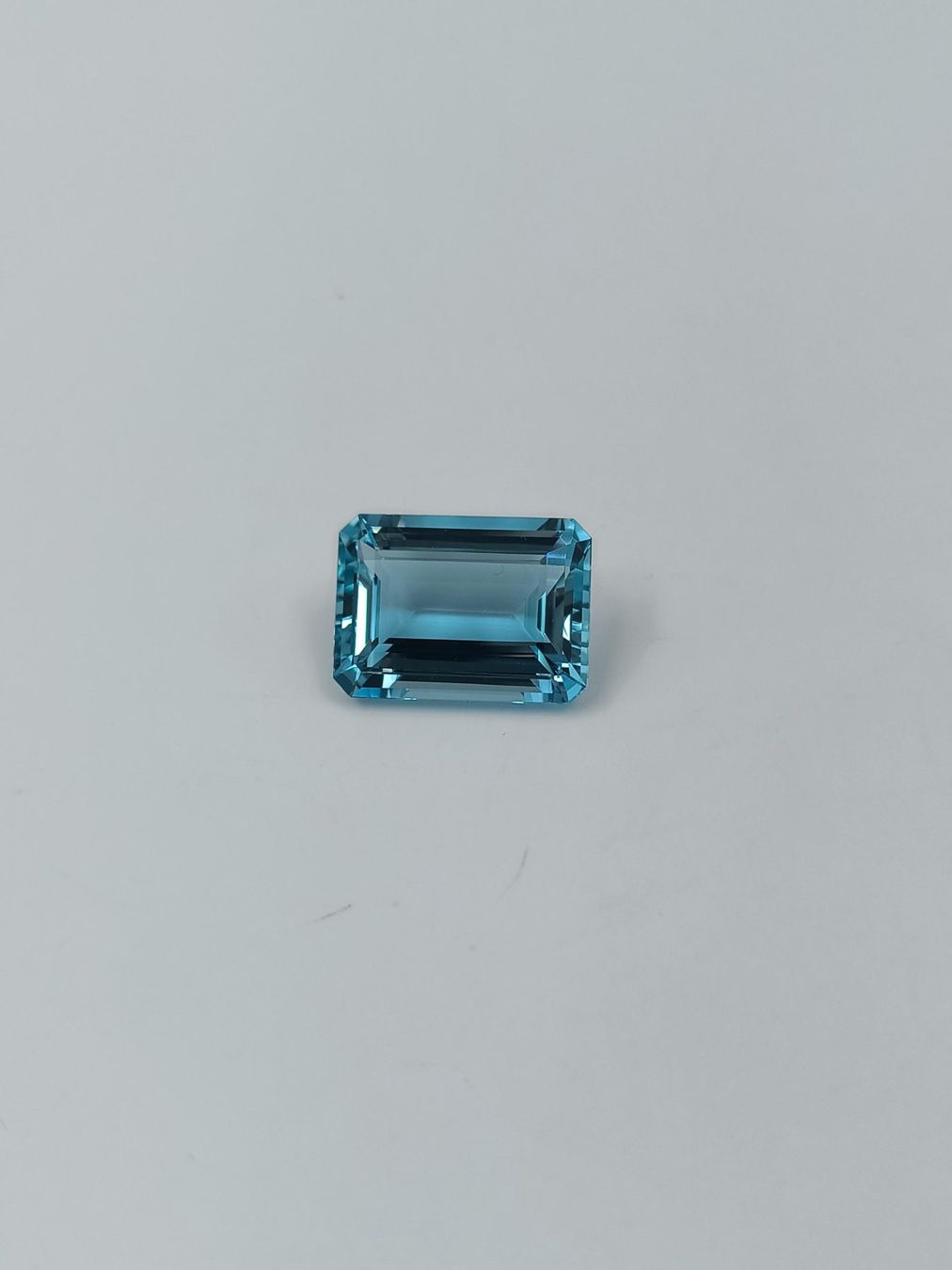 Pierres précieuses: 1 AQUAMARIN 37.93 CT. – D'occasion à Luzern par EdiGem 5