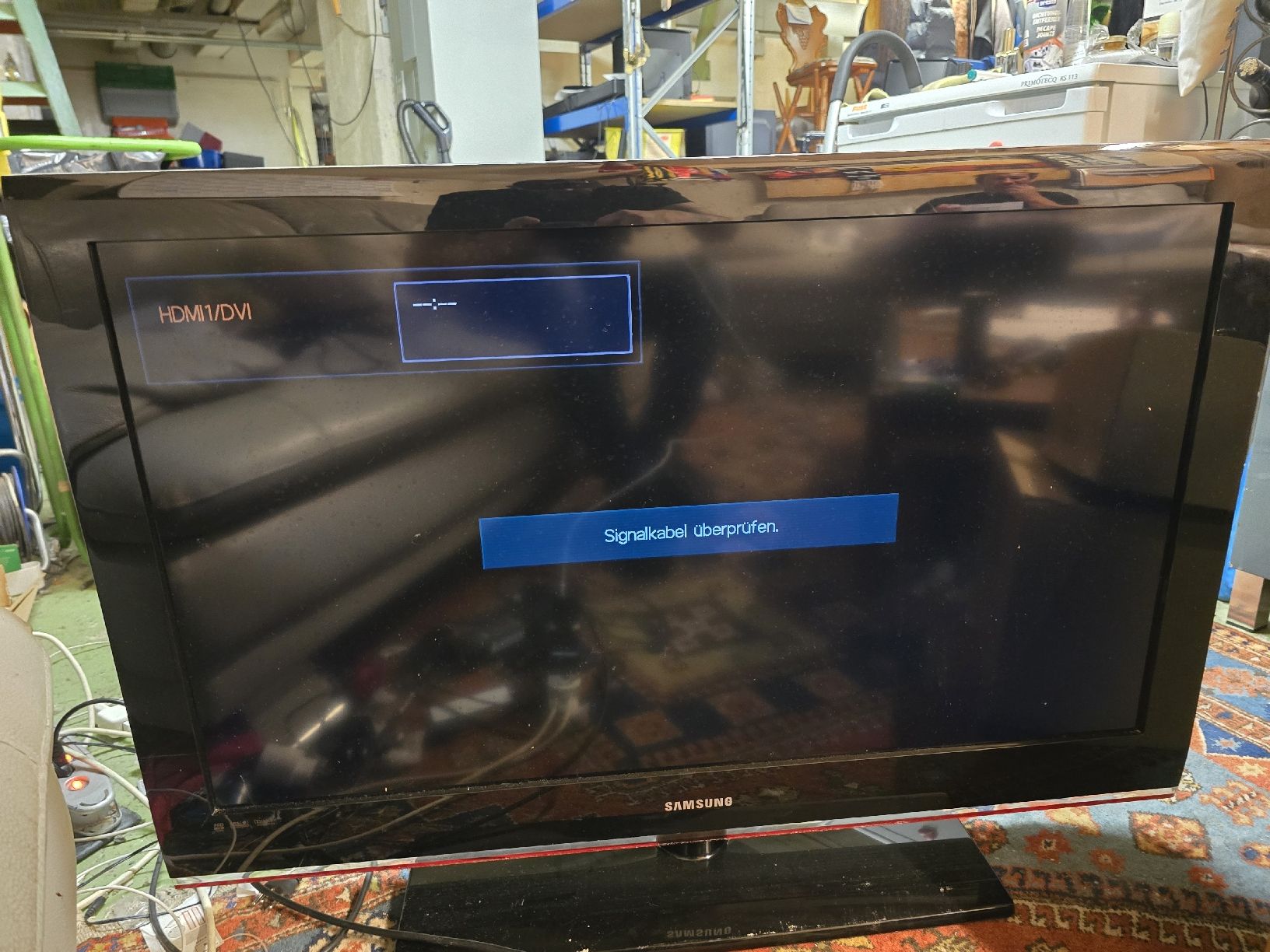 Samsung Televisori: Samsung 40" Fernseher – Usato da Rorschach venduto da TimelessTrading