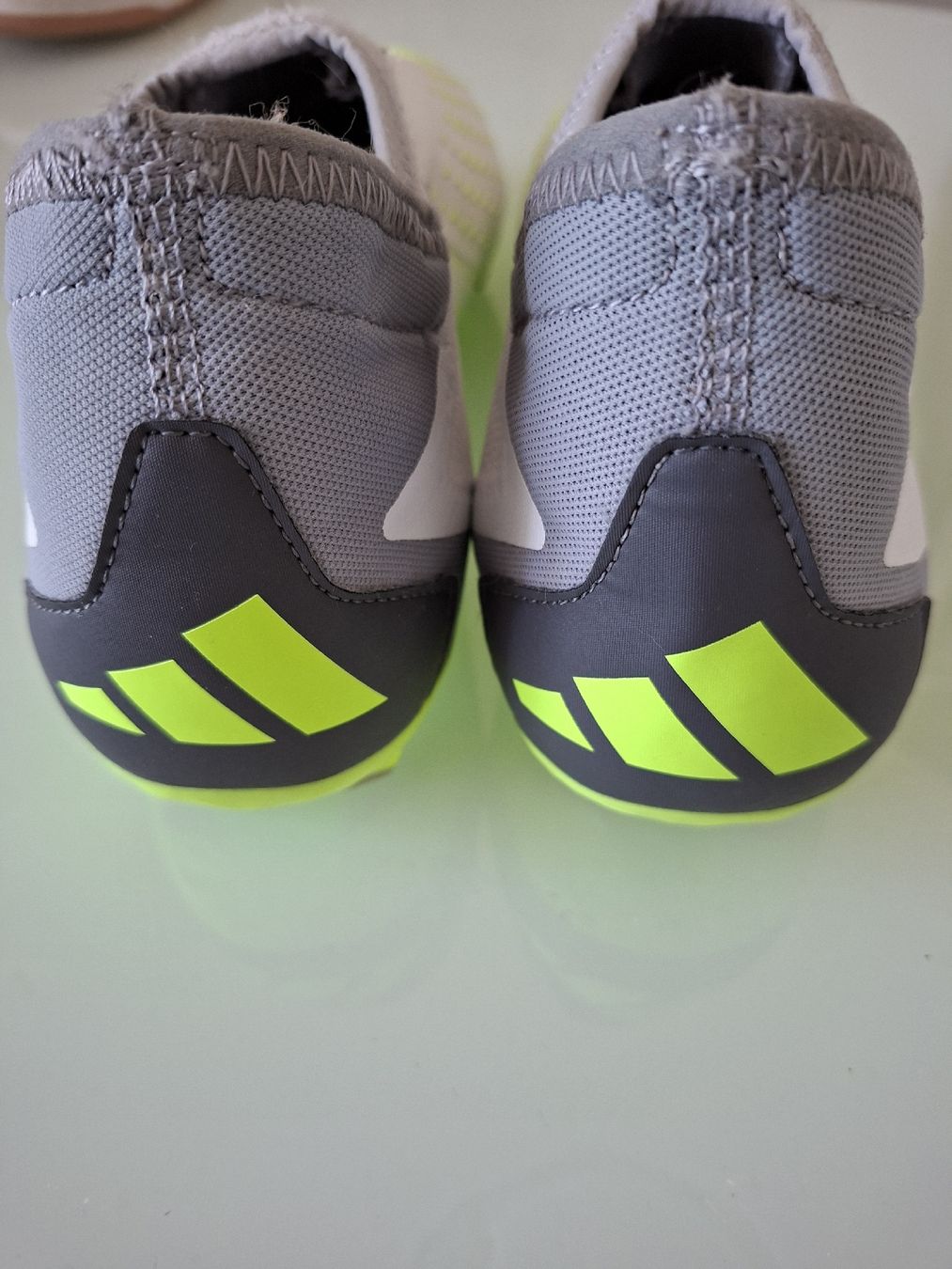Adidas Scarpe da uomo: Adidas Predator - Chaussures Foot  - Taille 44 – Usato da Renens VD venduto da ser_j2fn 4