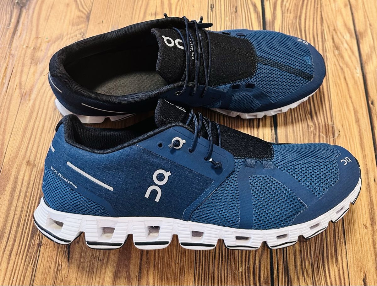 On Scarpe da uomo: ON Cloud Laufschuhe Herren Gr. 46, blau – Usato da Scuol venduto da ricos81