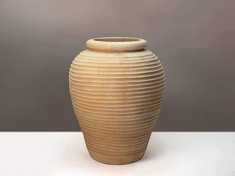 Vasi per fiori: Terracotta Amphore, gerippt, Ton – Nuovo e nell'imballaggio originale da Niederrohrdorf venduto da makrea.