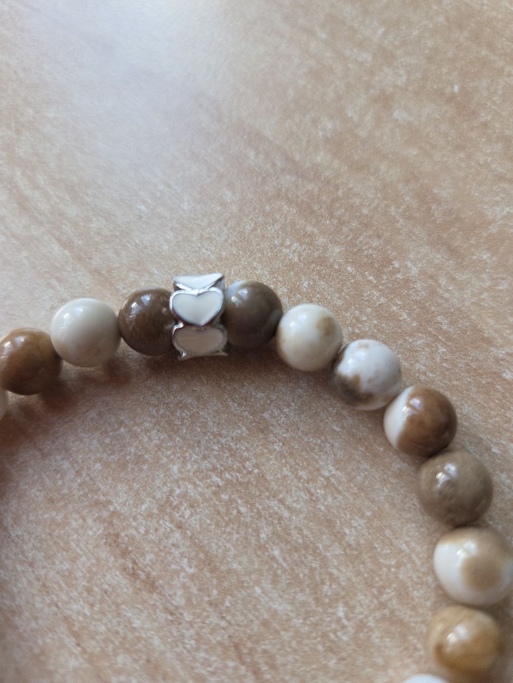 Bracciali & Braccialetti: Jaspis Stein Elastarmband mit Herzen Länge 17,5cm Neu – Nuovo (secondo la descrizione) da Winterthur venduto da katzen07 1