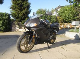 Yamaha TZR-50, neu lackiert.