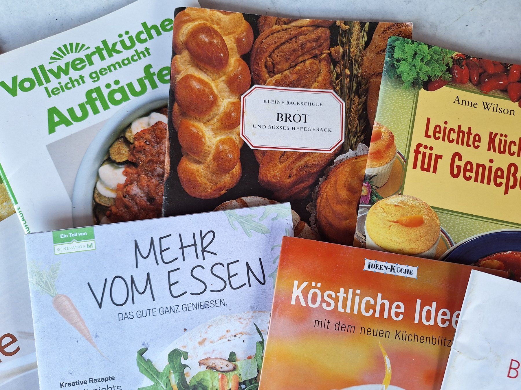 Libri: 17 STK DIVERSE KOCHHEFTE - KOCHBÜCHER – Usato da Huttwil venduto da Kunterbuntli 2