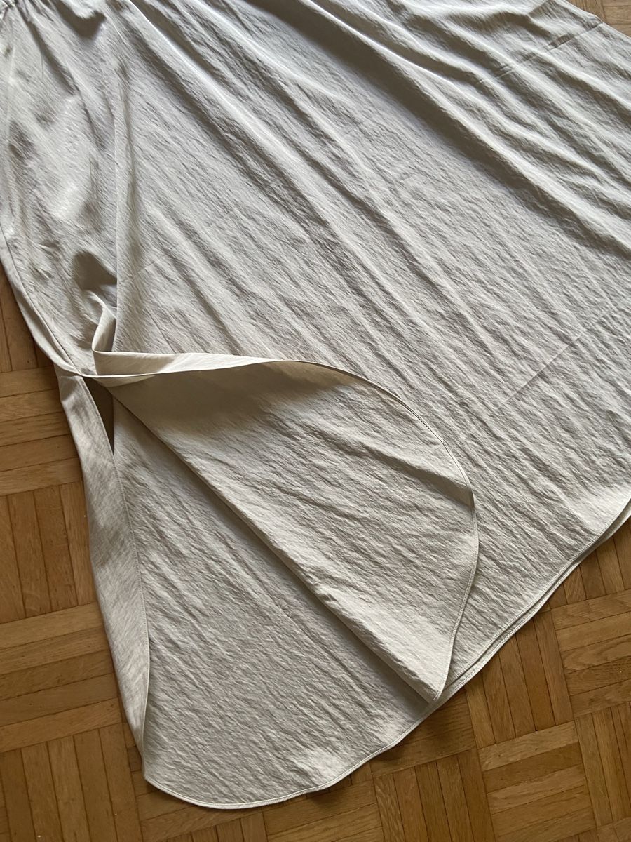 Massimo Dutti Kleider: Massimo Dutti Kleid NEU – Neu (gemäss Beschreibung) aus Basel von vla_6zt2 2