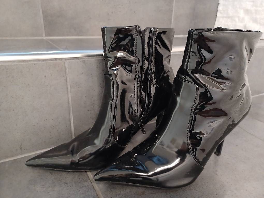 Zara Scarpe da donna: Zara Stiefeletten – Usato da Emmenbrücke venduto da Ddagi