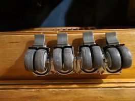 Transporträder 2fach 4x mit Platte quadratisch