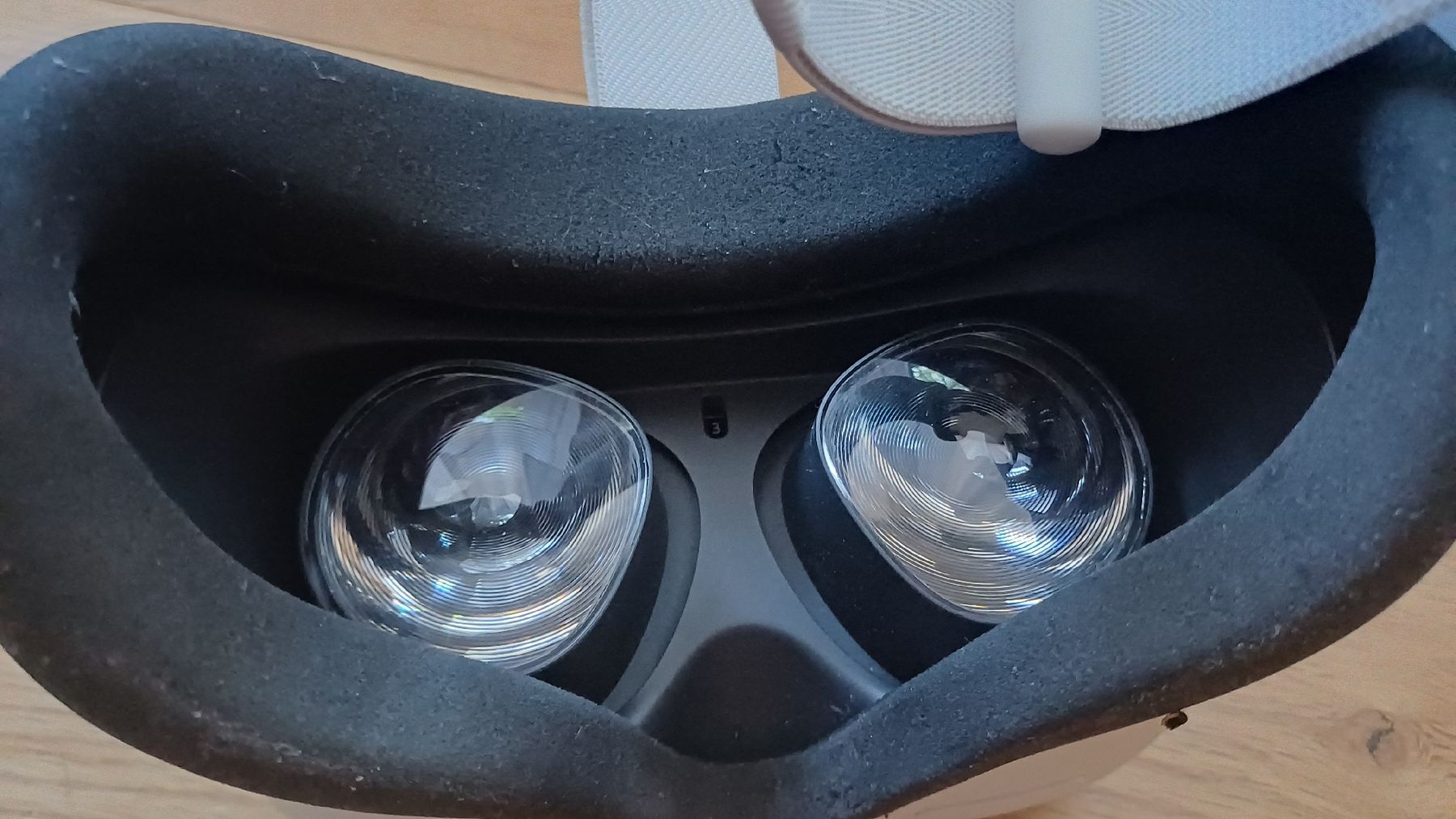 Meta VR Brille: Meta Quest 2 VR-Brille inkl. 2 Controller & Zubehör – Gebraucht aus Rheinfelden von danielfellner 3