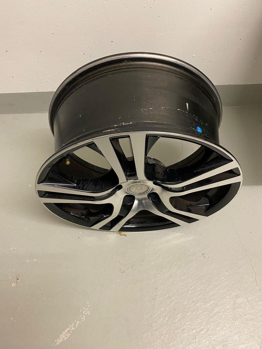 Renault Cerchioni: Renault  Alufelgen Koleos – Usato da Herisau venduto da vw1972 4