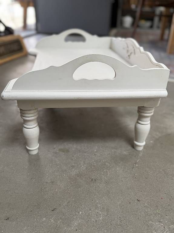 Tavoli: TABLETT-TISCHCHEN Shabby Chic – Usato da Steinach venduto da Bonita007 1