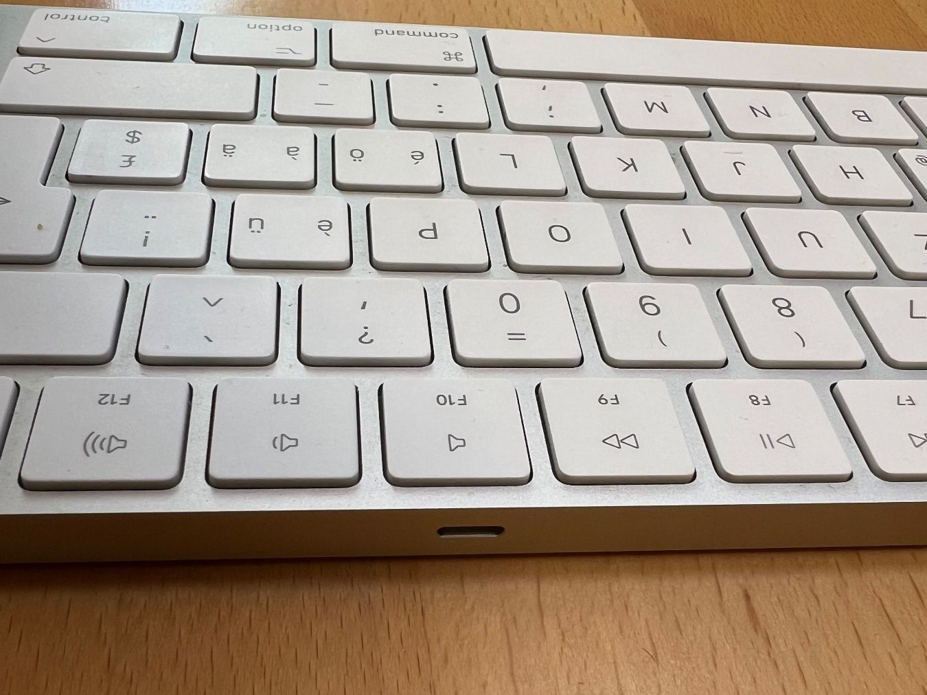 Apple Tastiere: Apple Magic Keyboard mit Ziffernblock (Deutsch/CH) – Usato da Wangen SZ venduto da DCIT 2