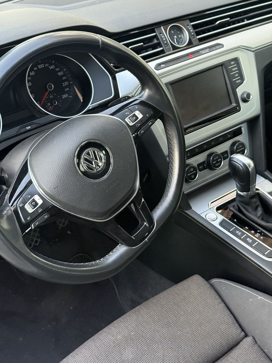 VW Automobili: VW Passat Variant 2.0 TDI BMT – Usato da Altstätten SG venduto da ___HERRDER___ 6